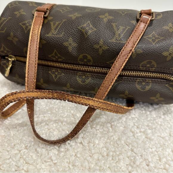 Louis Vuitton Monogram Papillon 26 Hand Bag Authentic - Picture 12 of 15